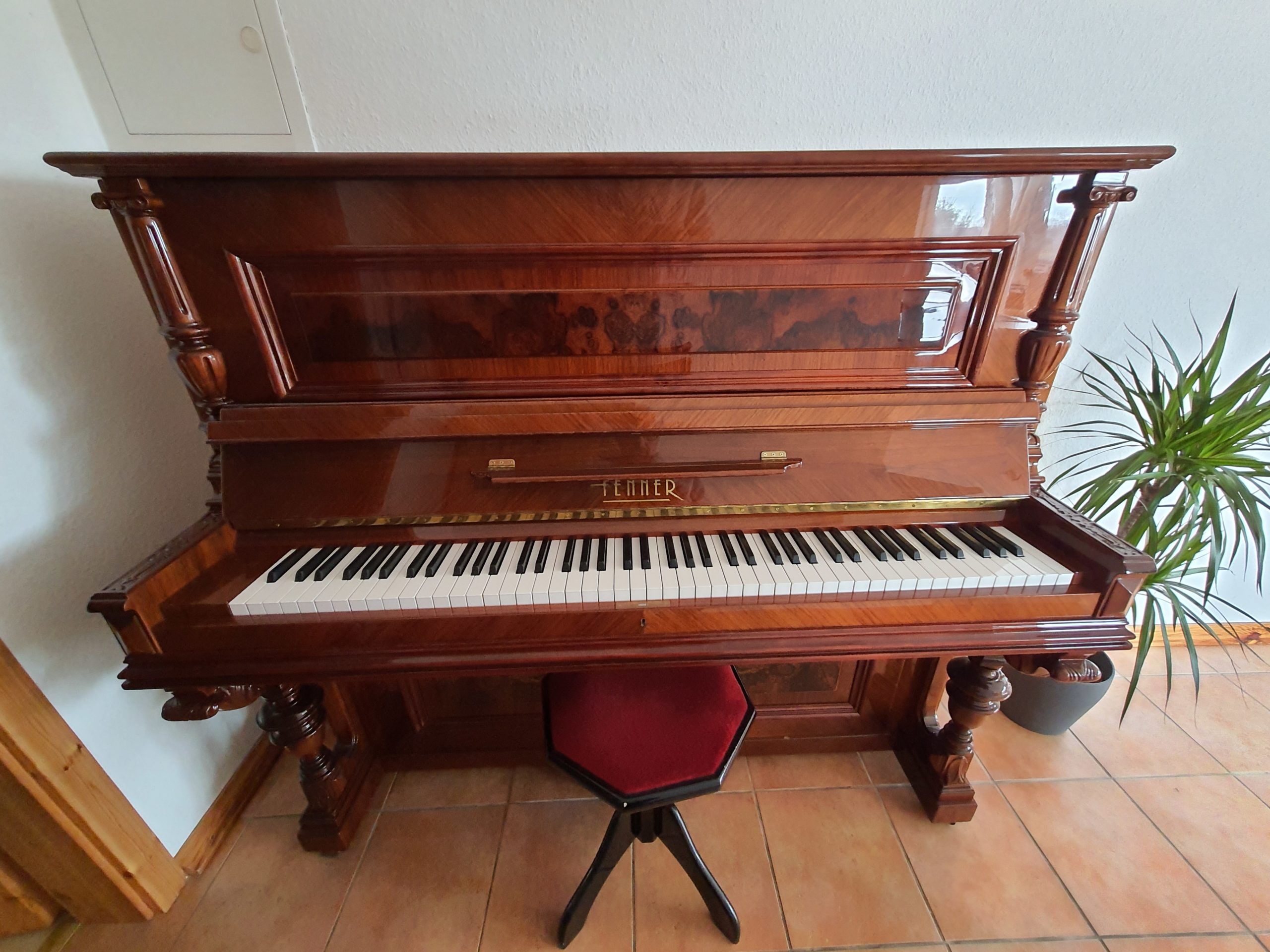 Fenner Klavier aus dem Hause Pianova-Klavierbau